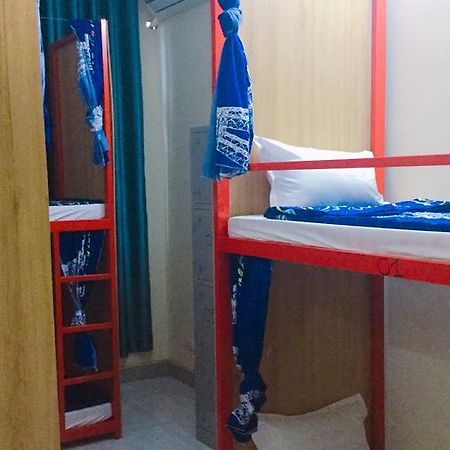 Home Backpackers Hostel ハノイ市 エクステリア 写真